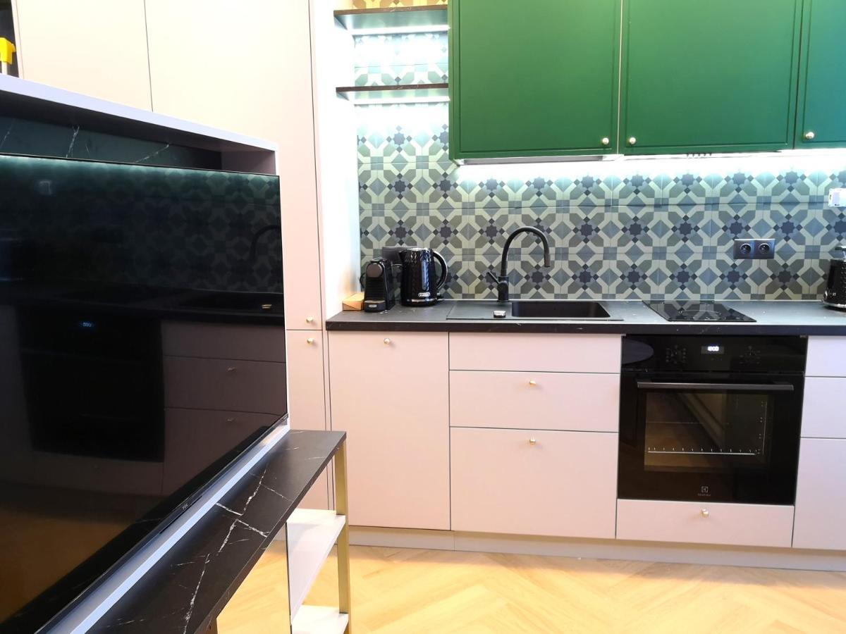 Green Chill Apt Old Town & Wawel Hill By Vistula River - By Homelike קרקוב מראה חיצוני תמונה