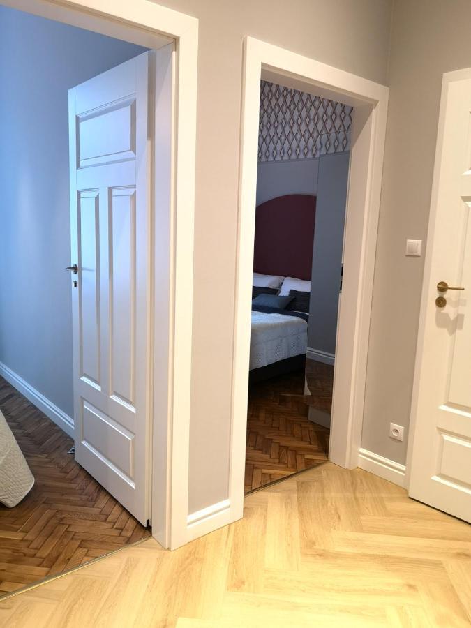 Green Chill Apt Old Town & Wawel Hill By Vistula River - By Homelike קרקוב מראה חיצוני תמונה
